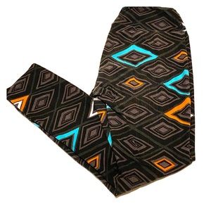 LulaRoe Leggings ✨BUY 1 GET 1 50% leggings✨